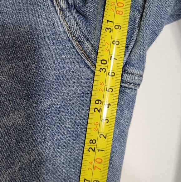 Levi Strauss & CO Blue Jeans 711 Skinny Cotton Blend Pockets Ripped Knee Size 29 - Picture 11 of 12